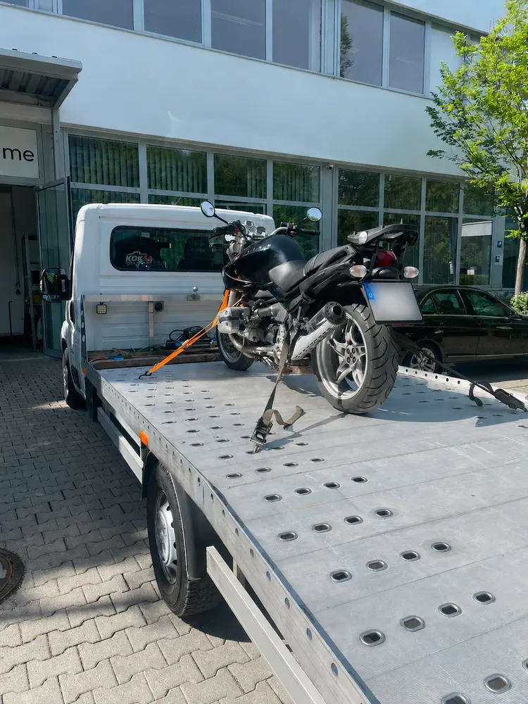 Motorradtransport nach Defekt – Abschleppdienst KOKAJ München