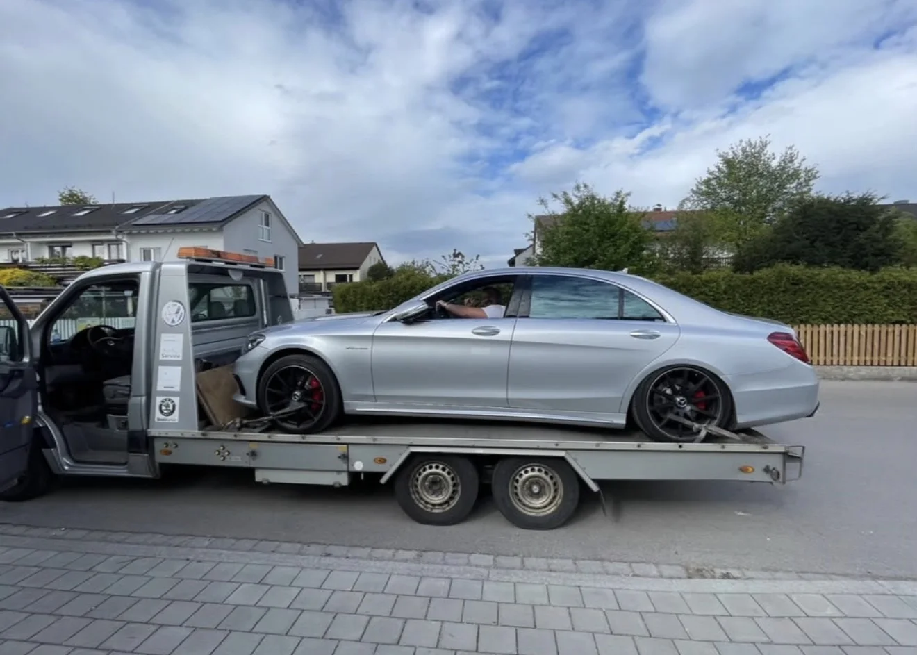 Mercedes – sicher auf dem Plateau